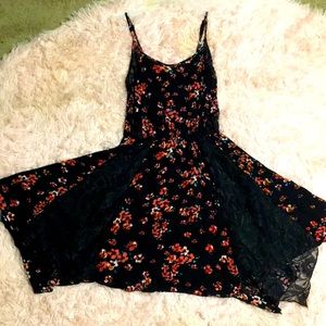 Spaghetti strap short dress with pink and white flowers